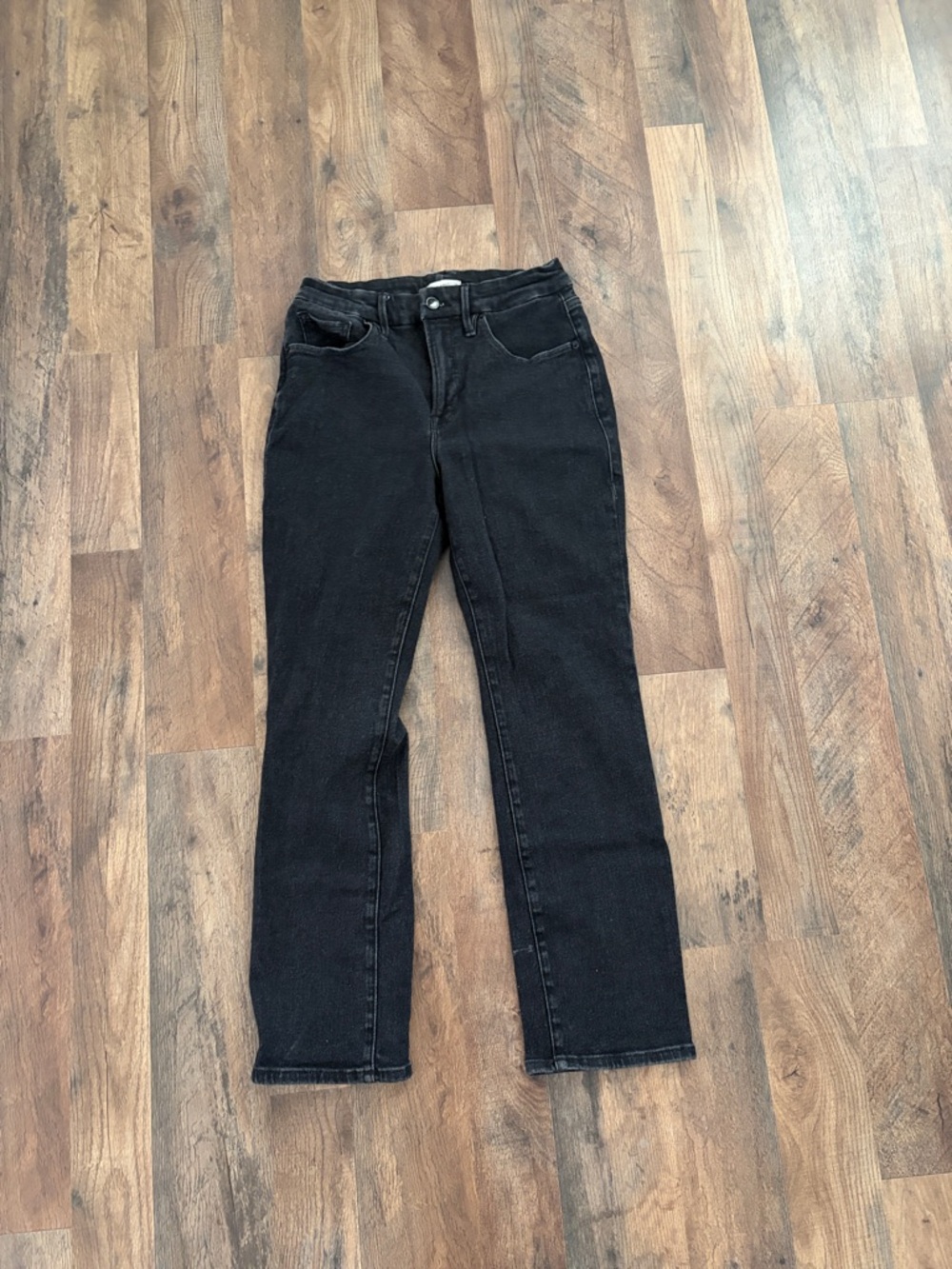 Good American Good Legs Straight Size 6/28